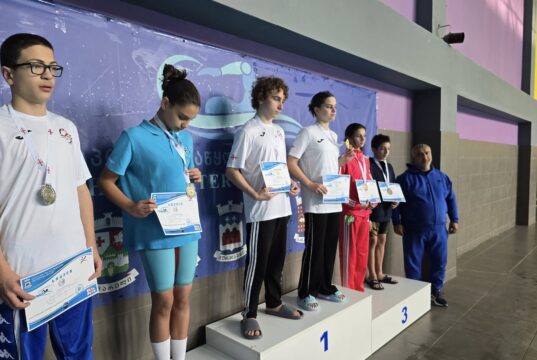 გურჯაანის სპორტულ-გამაჯანსაღებელი კომპლექსის საცურაო აუზმა, კახეთის ღია პირველობას უმასპინძლა.