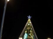 ქალაქ ახმეტაში მთავარი ნაძვის ხე საზეიმოდ აინთო და საახალწლო ილუმინაციებით განათდა ქალაქის ქუჩები