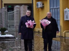 კახეთის მხარეში სახელმწიფო რწმუნებულმა სამშობიარო სახლების სამედიცინო პერსონალის წევრ ქალბატონებს დედის დღე მიულოცეს