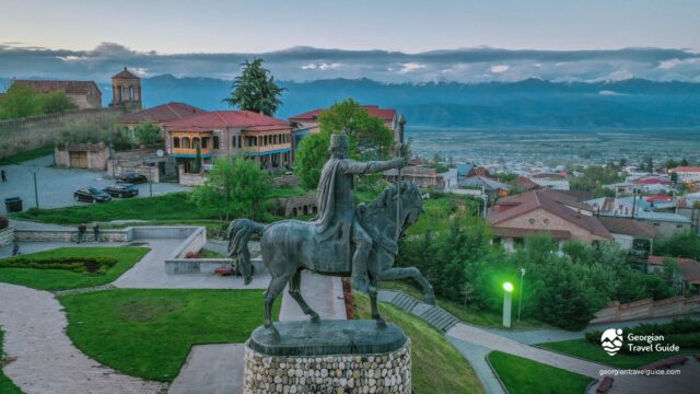 telavis-istoriuli-muzeumi-erekle-ii-sasakhle-telavi-history-museum-erekle-ii-palace